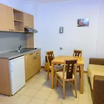 Appartement за гости затворен комплекс емералд Ravda