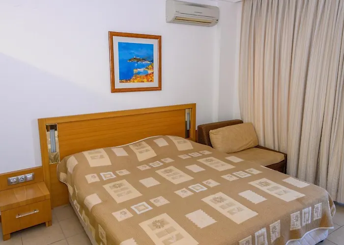 Apartment за гости затворен комплекс емералд