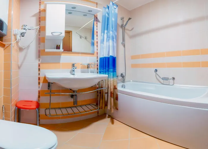 за гости затворен комплекс емералд Apartment *