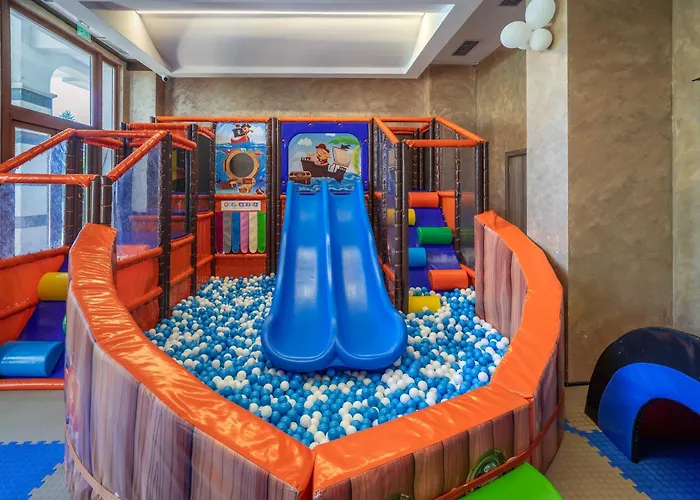 Apartment за гости затворен комплекс емералд