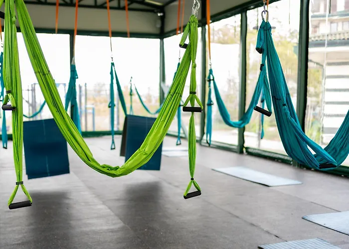 Apartment за гости затворен комплекс емералд *