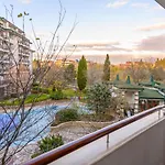 за гости затворен комплекс емералд 公寓
