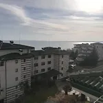 за гости затворен комплекс емералд 拉夫达