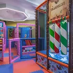 за гости затворен комплекс емералд * 拉夫达