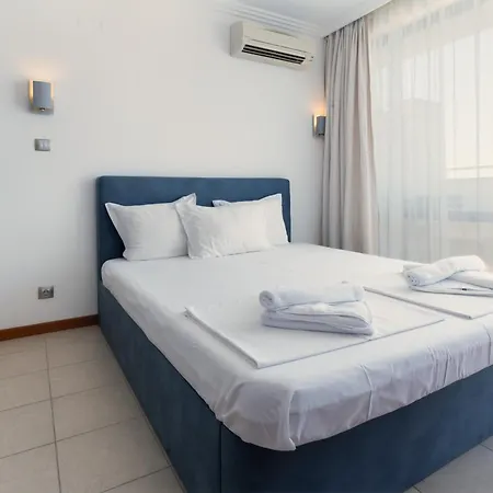 за гости затворен комплекс