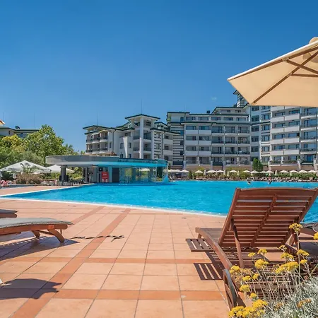 за гости затворен комплекс Апартамент *