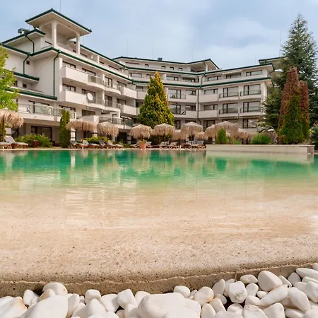 за гости затворен комплекс * Равда