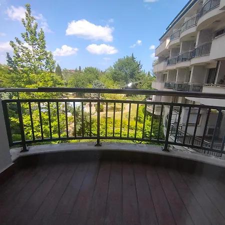 Апартамент за гости затворен комплекс