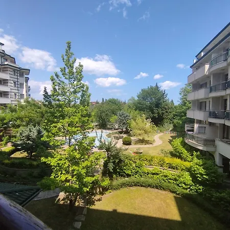 Апартамент за гости затворен комплекс *