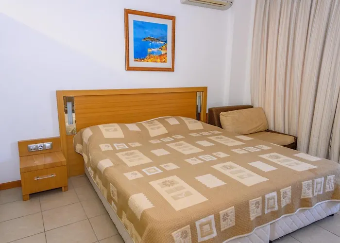 за гости затворен комплекс емералд Apartmán