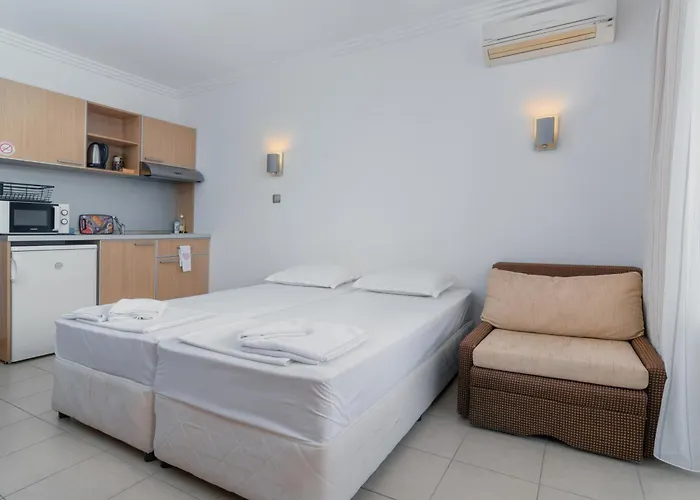 за гости затворен комплекс емералд Apartmán