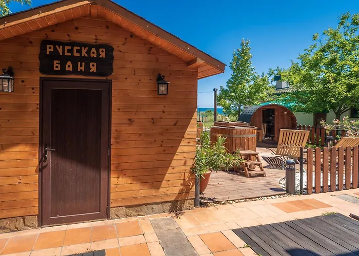 за гости затворен комплекс емералд Apartmán *