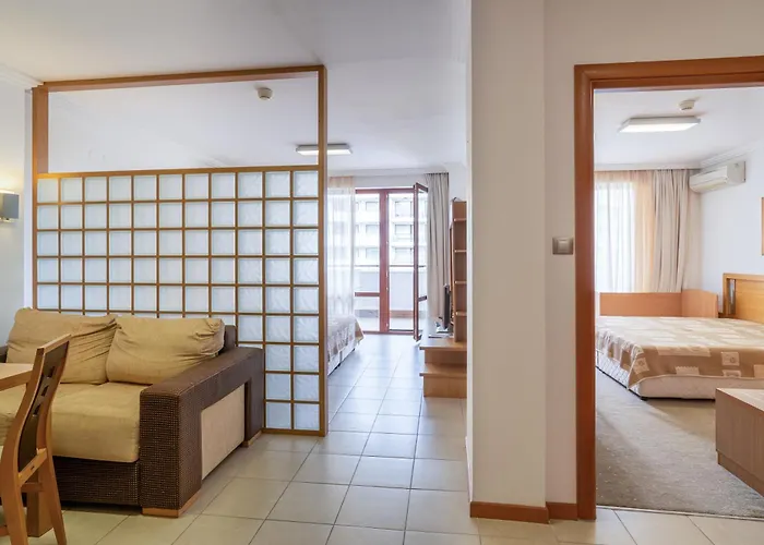 Apartmán за гости затворен комплекс емералд